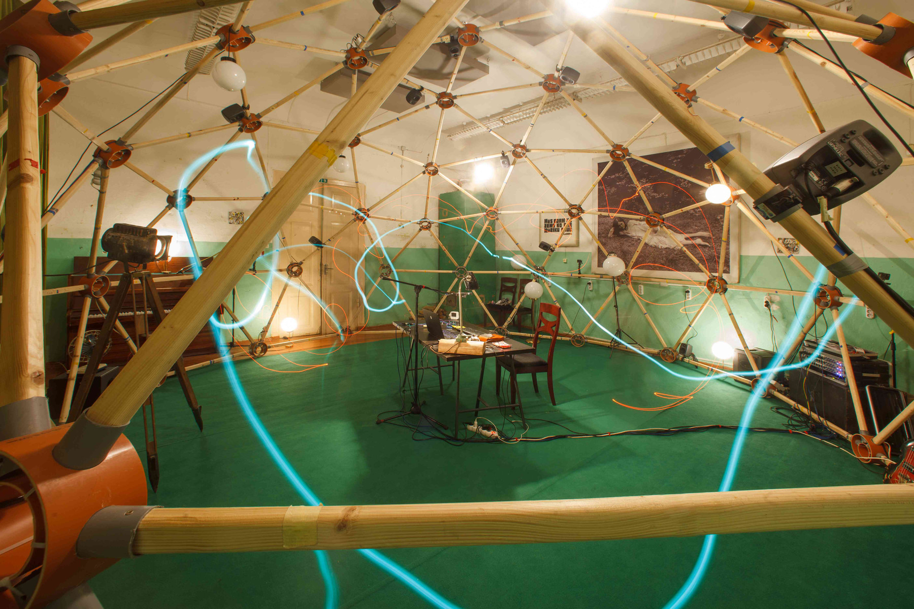 Dirty Deal Audio (lv)